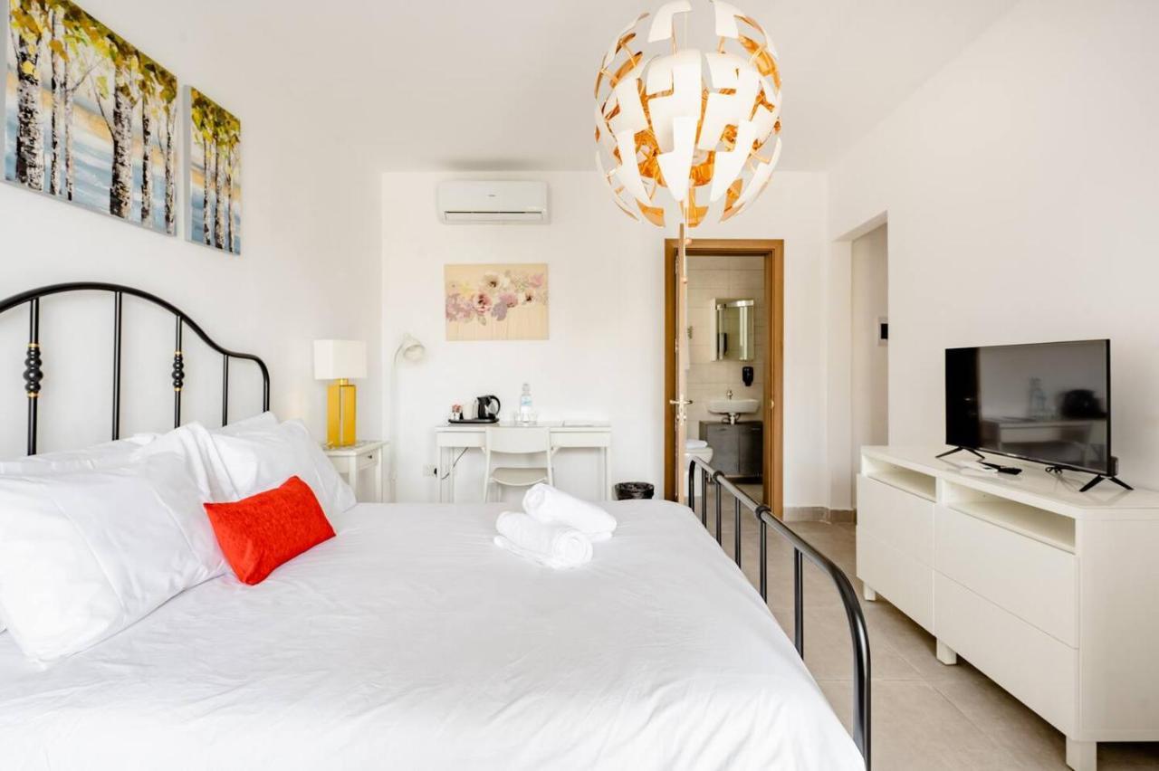 Casa Leon Malta Otel Saint Julian's Dış mekan fotoğraf