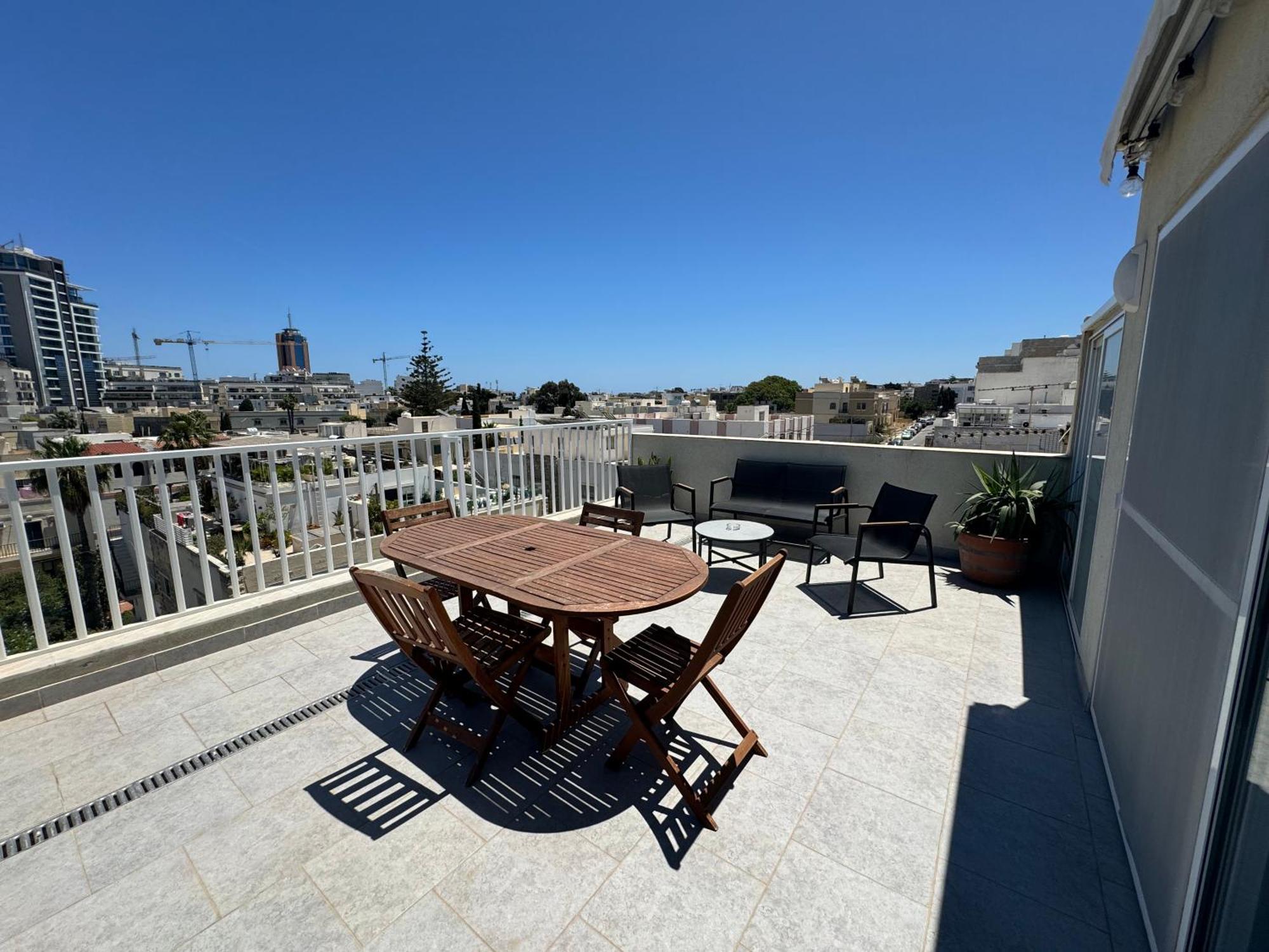 Casa Leon Malta Otel Saint Julian's Oda fotoğraf